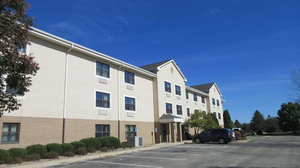 Mainstay Suites Rochester South Mayo Clinic Exterior photo